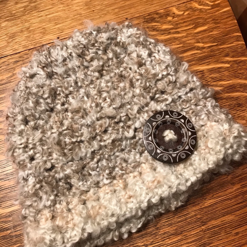 Messy bun beanie hat!